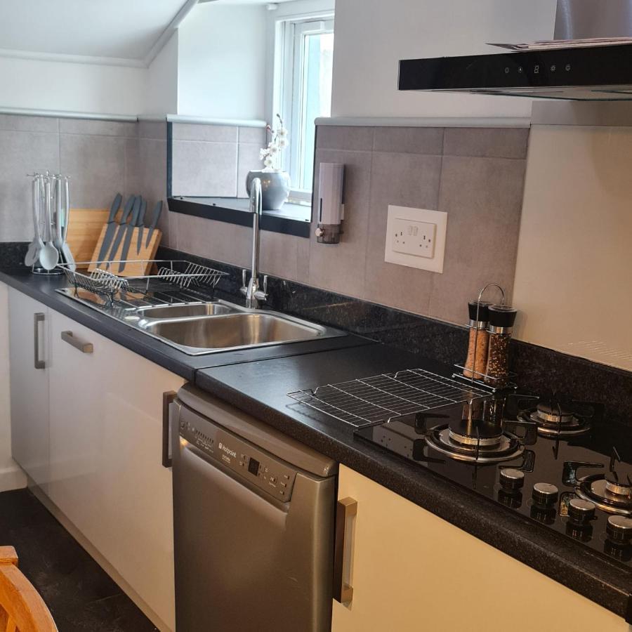Ulverston Town Centre Flat Lägenhet Exteriör bild